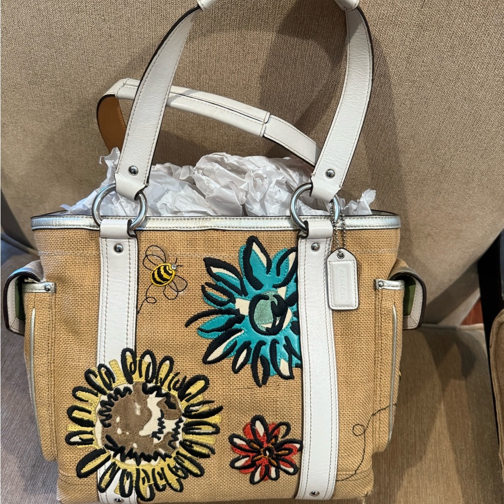 Coach vintage summer bag, flowers/bees